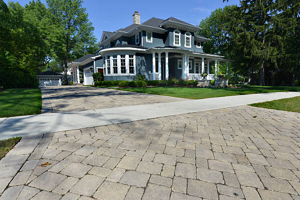 Trusted Bay City, MI Driveway Pavers Experts